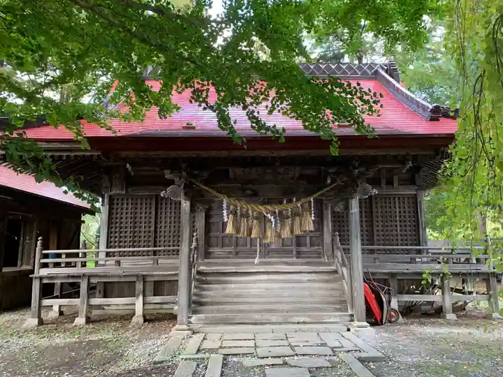 巻堀神社の本殿・本堂