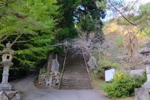 比婆山熊野神社の建物その他