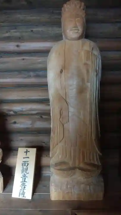 太田神社(拝殿)の仏像