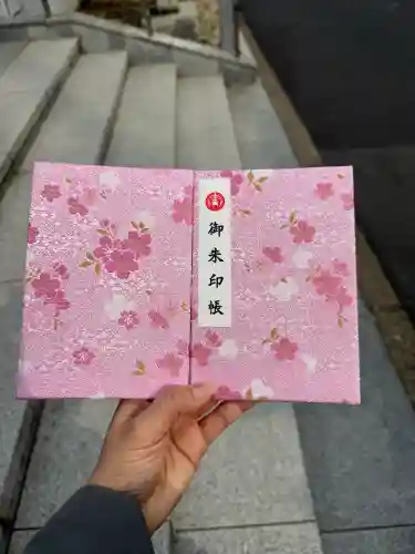 久富稲荷神社の{uncategorized: "未分類", other: "その他", undefined: "問題あり", building: "その他建物", grave: "お墓", sacred_gate: "鳥居", guardian: "狛犬", statue: "像", buddha: "仏像", history: "歴史", nature: "自然", garden: "庭園", animal: "動物", pagoda: "塔", temizu: "手水舎", mountain_gate: "山門・神門", sanctuary: "本殿・本堂", subordinate: "末社・摂社", art: "芸術", scenery: "景色", jizo: "地蔵", ema: "絵馬", goshuin: "御朱印", omikuji: "おみくじ", items: "授与品その他", amulet: "お守り", goshuincho: "御朱印帳", eats: "食事", festival: "お祭り", votive_dance: "神楽", shichigosan: "七五三参", wedding: "結婚式", experience: "体験その他", initially: "初詣", around: "周辺", anti_infection: "感染症対策"}