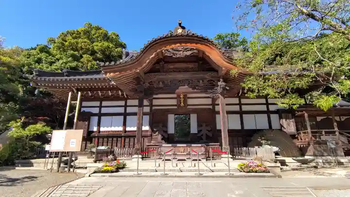 深大寺の本殿・本堂