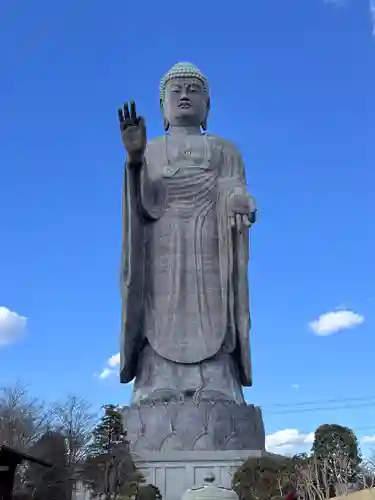東本願寺本廟 牛久浄苑（牛久大仏）(茨城県)