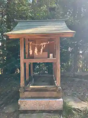 雨引千勝神社の{uncategorized: "未分類", other: "その他", undefined: "問題あり", building: "その他建物", grave: "お墓", sacred_gate: "鳥居", guardian: "狛犬", statue: "像", buddha: "仏像", history: "歴史", nature: "自然", garden: "庭園", animal: "動物", pagoda: "塔", temizu: "手水舎", mountain_gate: "山門・神門", sanctuary: "本殿・本堂", subordinate: "末社・摂社", art: "芸術", scenery: "景色", jizo: "地蔵", ema: "絵馬", goshuin: "御朱印", omikuji: "おみくじ", items: "授与品その他", amulet: "お守り", goshuincho: "御朱印帳", eats: "食事", festival: "お祭り", votive_dance: "神楽", shichigosan: "七五三参", wedding: "結婚式", experience: "体験その他", initially: "初詣", around: "周辺", anti_infection: "感染症対策"}