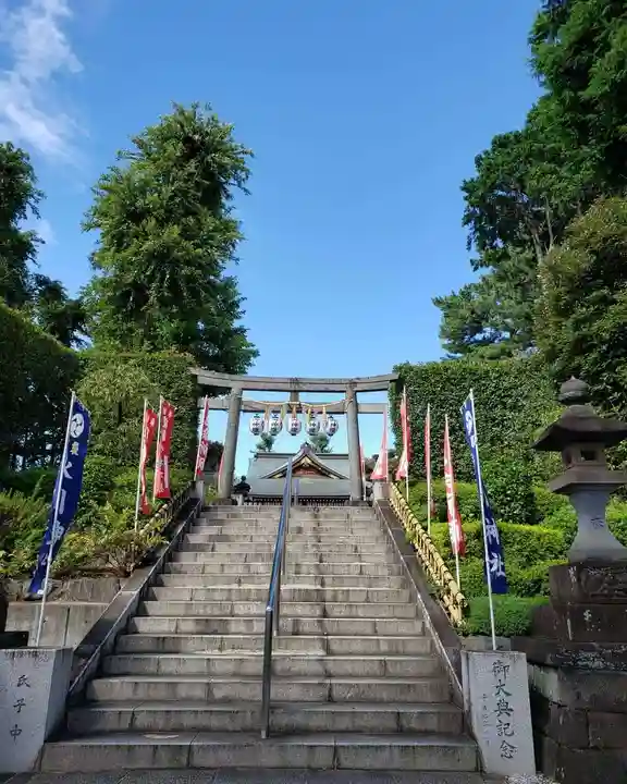 中野沼袋氷川神社の鳥居