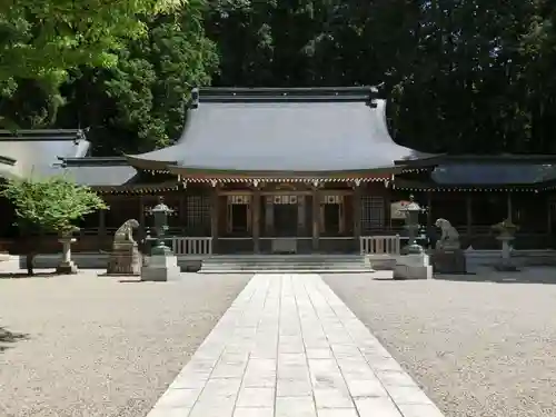 飛騨一宮水無神社の本殿