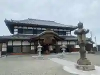 智積寺の{uncategorized: "未分類", other: "その他", undefined: "問題あり", building: "その他建物", grave: "お墓", sacred_gate: "鳥居", guardian: "狛犬", statue: "像", buddha: "仏像", history: "歴史", nature: "自然", garden: "庭園", animal: "動物", pagoda: "塔", temizu: "手水舎", mountain_gate: "山門・神門", sanctuary: "本殿・本堂", subordinate: "末社・摂社", art: "芸術", scenery: "景色", jizo: "地蔵", ema: "絵馬", goshuin: "御朱印", omikuji: "おみくじ", items: "授与品その他", amulet: "お守り", goshuincho: "御朱印帳", eats: "食事", festival: "お祭り", votive_dance: "神楽", shichigosan: "七五三参", wedding: "結婚式", experience: "体験その他", initially: "初詣", around: "周辺", anti_infection: "感染症対策"}