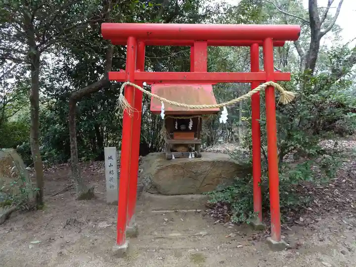 青江神社の末社・摂社