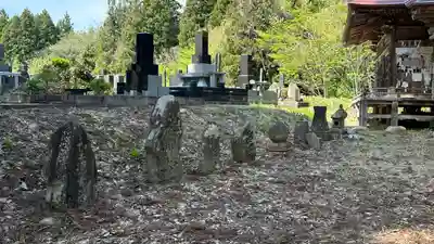 泉蔵院（鮎貝観音堂）(山形県)