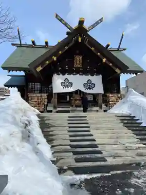 札幌諏訪神社の本殿・本堂