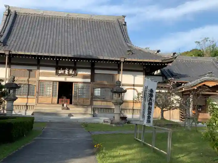 報恩寺の本殿・本堂