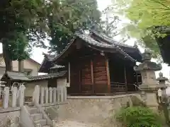 白山神社の本殿