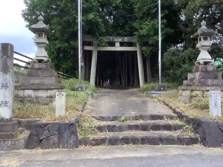 八幡社の鳥居