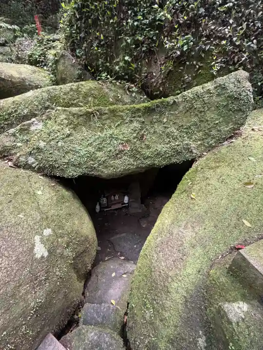 石穴稲荷神社(福岡県)