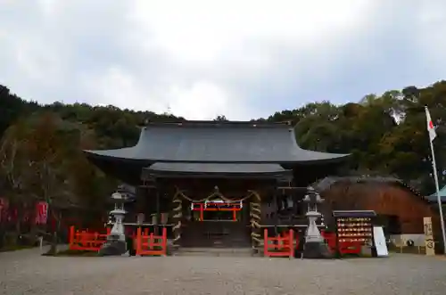 龍田大社の本殿・本堂