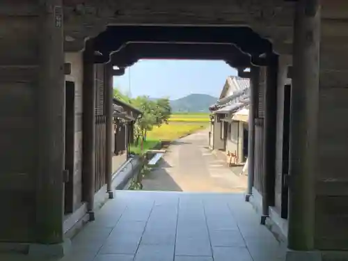 國分寺の山門