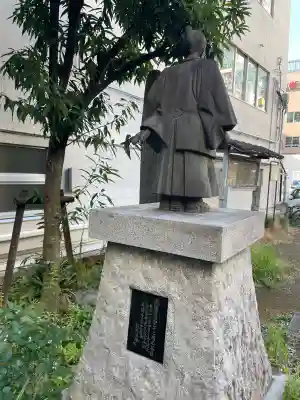 板橋寿徳寺新撰組墓所(近藤勇墓所)の{uncategorized: "未分類", other: "その他", undefined: "問題あり", building: "その他建物", grave: "お墓", sacred_gate: "鳥居", guardian: "狛犬", statue: "像", buddha: "仏像", history: "歴史", nature: "自然", garden: "庭園", animal: "動物", pagoda: "塔", temizu: "手水舎", mountain_gate: "山門・神門", sanctuary: "本殿・本堂", subordinate: "末社・摂社", art: "芸術", scenery: "景色", jizo: "地蔵", ema: "絵馬", goshuin: "御朱印", omikuji: "おみくじ", items: "授与品その他", amulet: "お守り", goshuincho: "御朱印帳", eats: "食事", festival: "お祭り", votive_dance: "神楽", shichigosan: "七五三参", wedding: "結婚式", experience: "体験その他", initially: "初詣", around: "周辺", anti_infection: "感染症対策"}
