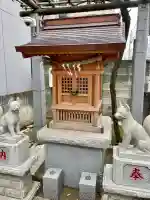 稲荷神社の{uncategorized: "未分類", other: "その他", undefined: "問題あり", building: "その他建物", grave: "お墓", sacred_gate: "鳥居", guardian: "狛犬", statue: "像", buddha: "仏像", history: "歴史", nature: "自然", garden: "庭園", animal: "動物", pagoda: "塔", temizu: "手水舎", mountain_gate: "山門・神門", sanctuary: "本殿・本堂", subordinate: "末社・摂社", art: "芸術", scenery: "景色", jizo: "地蔵", ema: "絵馬", goshuin: "御朱印", omikuji: "おみくじ", items: "授与品その他", amulet: "お守り", goshuincho: "御朱印帳", eats: "食事", festival: "お祭り", votive_dance: "神楽", shichigosan: "七五三参", wedding: "結婚式", experience: "体験その他", initially: "初詣", around: "周辺", anti_infection: "感染症対策"}