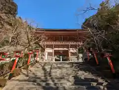 鞍馬寺の山門