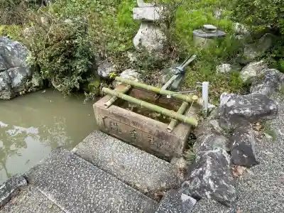 甘呂神社の{uncategorized: "未分類", other: "その他", undefined: "問題あり", building: "その他建物", grave: "お墓", sacred_gate: "鳥居", guardian: "狛犬", statue: "像", buddha: "仏像", history: "歴史", nature: "自然", garden: "庭園", animal: "動物", pagoda: "塔", temizu: "手水舎", mountain_gate: "山門・神門", sanctuary: "本殿・本堂", subordinate: "末社・摂社", art: "芸術", scenery: "景色", jizo: "地蔵", ema: "絵馬", goshuin: "御朱印", omikuji: "おみくじ", items: "授与品その他", amulet: "お守り", goshuincho: "御朱印帳", eats: "食事", festival: "お祭り", votive_dance: "神楽", shichigosan: "七五三参", wedding: "結婚式", experience: "体験その他", initially: "初詣", around: "周辺", anti_infection: "感染症対策"}