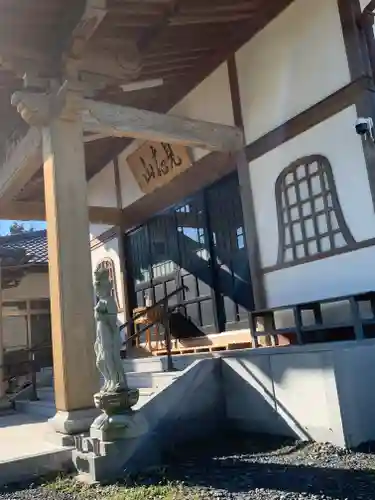 本立院の本殿・本堂