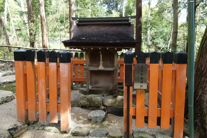 大田神社(賀茂別雷神社境外摂社)の末社・摂社