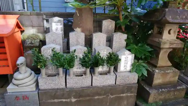 豊受稲荷本宮のその他建物