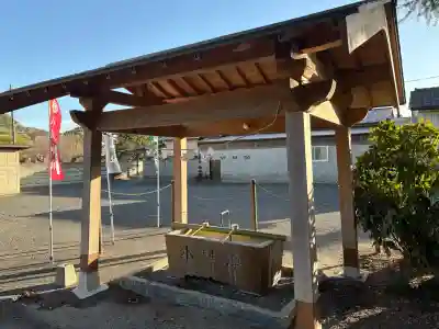 八坂神社（葛生町）の{uncategorized: "未分類", other: "その他", undefined: "問題あり", building: "その他建物", grave: "お墓", sacred_gate: "鳥居", guardian: "狛犬", statue: "像", buddha: "仏像", history: "歴史", nature: "自然", garden: "庭園", animal: "動物", pagoda: "塔", temizu: "手水舎", mountain_gate: "山門・神門", sanctuary: "本殿・本堂", subordinate: "末社・摂社", art: "芸術", scenery: "景色", jizo: "地蔵", ema: "絵馬", goshuin: "御朱印", omikuji: "おみくじ", items: "授与品その他", amulet: "お守り", goshuincho: "御朱印帳", eats: "食事", festival: "お祭り", votive_dance: "神楽", shichigosan: "七五三参", wedding: "結婚式", experience: "体験その他", initially: "初詣", around: "周辺", anti_infection: "感染症対策"}