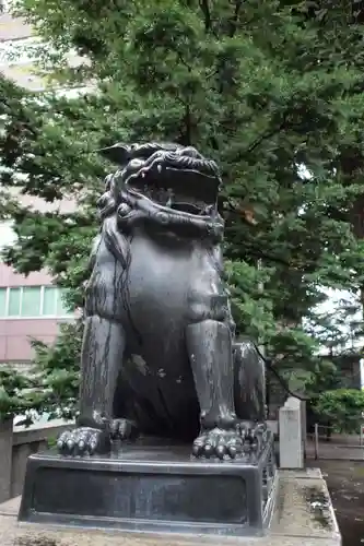 三吉神社の狛犬