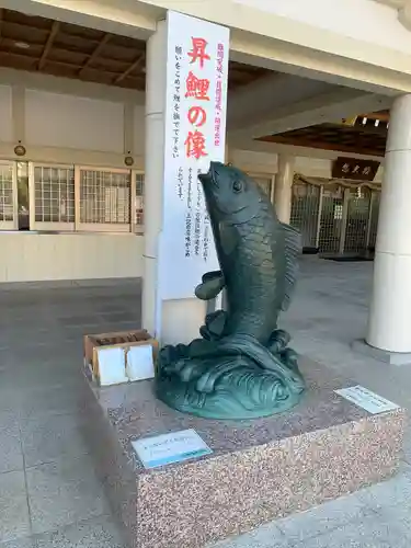 廣島護國神社の像