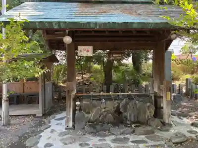 伊勢神社の{uncategorized: "未分類", other: "その他", undefined: "問題あり", building: "その他建物", grave: "お墓", sacred_gate: "鳥居", guardian: "狛犬", statue: "像", buddha: "仏像", history: "歴史", nature: "自然", garden: "庭園", animal: "動物", pagoda: "塔", temizu: "手水舎", mountain_gate: "山門・神門", sanctuary: "本殿・本堂", subordinate: "末社・摂社", art: "芸術", scenery: "景色", jizo: "地蔵", ema: "絵馬", goshuin: "御朱印", omikuji: "おみくじ", items: "授与品その他", amulet: "お守り", goshuincho: "御朱印帳", eats: "食事", festival: "お祭り", votive_dance: "神楽", shichigosan: "七五三参", wedding: "結婚式", experience: "体験その他", initially: "初詣", around: "周辺", anti_infection: "感染症対策"}