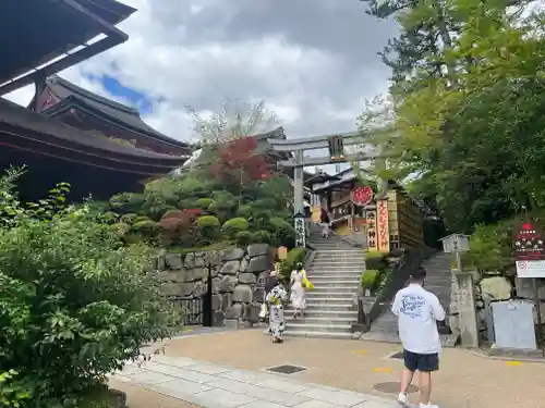 地主神社の鳥居