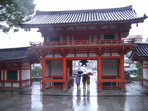 八坂神社(祇園さん)の山門