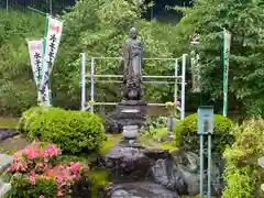 吉祥寺の像