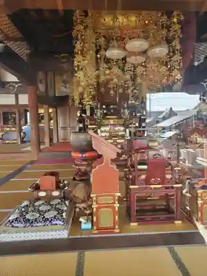 妙顕寺の本殿・本堂