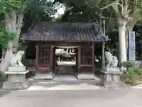 雲気八幡宮の山門・神門