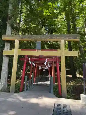 新屋山神社(山梨県)