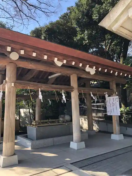 東郷神社の手水舎