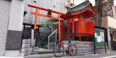 新富稲荷神社の鳥居