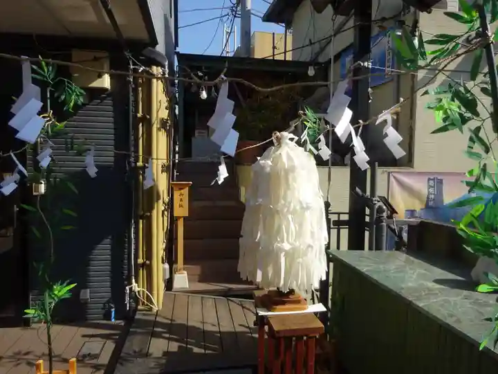 菊名神社の末社・摂社