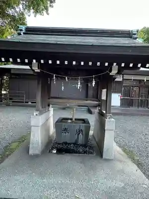 落合白山神社の手水舎