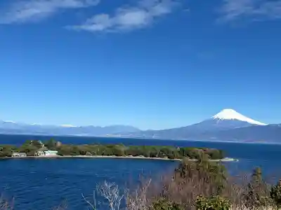 大瀬神社の{uncategorized: "未分類", other: "その他", undefined: "問題あり", building: "その他建物", grave: "お墓", sacred_gate: "鳥居", guardian: "狛犬", statue: "像", buddha: "仏像", history: "歴史", nature: "自然", garden: "庭園", animal: "動物", pagoda: "塔", temizu: "手水舎", mountain_gate: "山門・神門", sanctuary: "本殿・本堂", subordinate: "末社・摂社", art: "芸術", scenery: "景色", jizo: "地蔵", ema: "絵馬", goshuin: "御朱印", omikuji: "おみくじ", items: "授与品その他", amulet: "お守り", goshuincho: "御朱印帳", eats: "食事", festival: "お祭り", votive_dance: "神楽", shichigosan: "七五三参", wedding: "結婚式", experience: "体験その他", initially: "初詣", around: "周辺", anti_infection: "感染症対策"}
