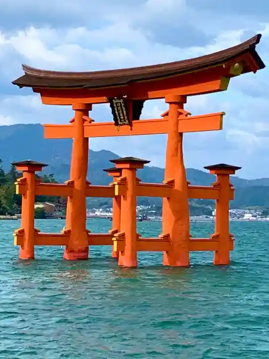 厳島神社(広島県)
