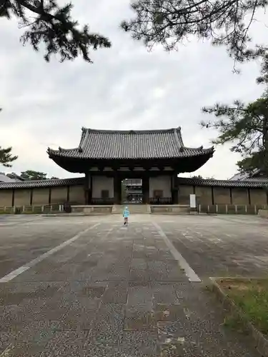 法隆寺の山門