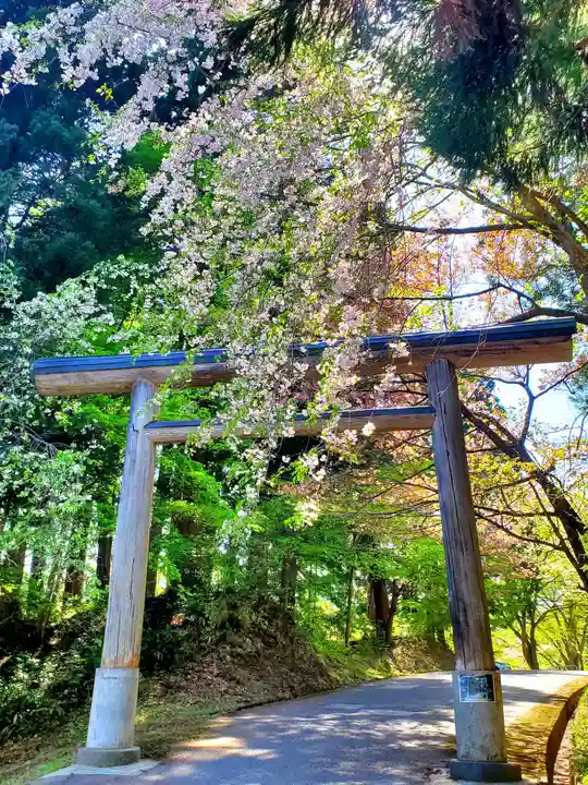 土津神社|こどもと出世の神さま(福島県)
