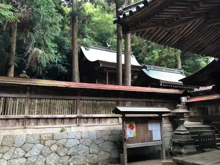 多和神社の本殿・本堂