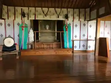 荒磯魚見根神社の本殿・本堂