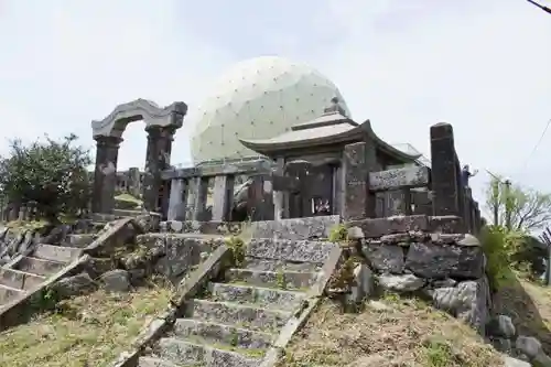 背振神社上宮の建物その他