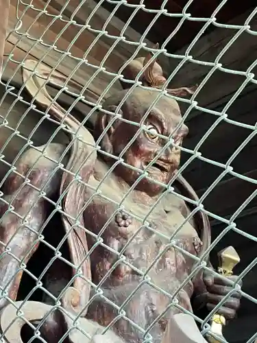 東福寺の{uncategorized: "未分類", other: "その他", undefined: "問題あり", building: "その他建物", grave: "お墓", sacred_gate: "鳥居", guardian: "狛犬", statue: "像", buddha: "仏像", history: "歴史", nature: "自然", garden: "庭園", animal: "動物", pagoda: "塔", temizu: "手水舎", mountain_gate: "山門・神門", sanctuary: "本殿・本堂", subordinate: "末社・摂社", art: "芸術", scenery: "景色", jizo: "地蔵", ema: "絵馬", goshuin: "御朱印", omikuji: "おみくじ", items: "授与品その他", amulet: "お守り", goshuincho: "御朱印帳", eats: "食事", festival: "お祭り", votive_dance: "神楽", shichigosan: "七五三参", wedding: "結婚式", experience: "体験その他", initially: "初詣", around: "周辺", anti_infection: "感染症対策"}