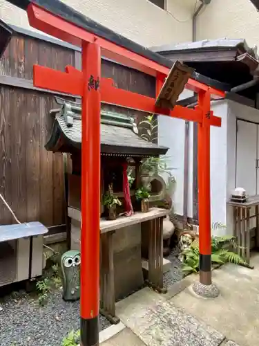 日吉神社の末社