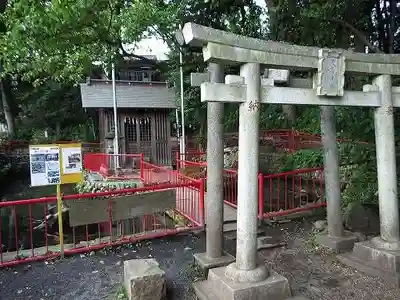谷保天満宮の鳥居